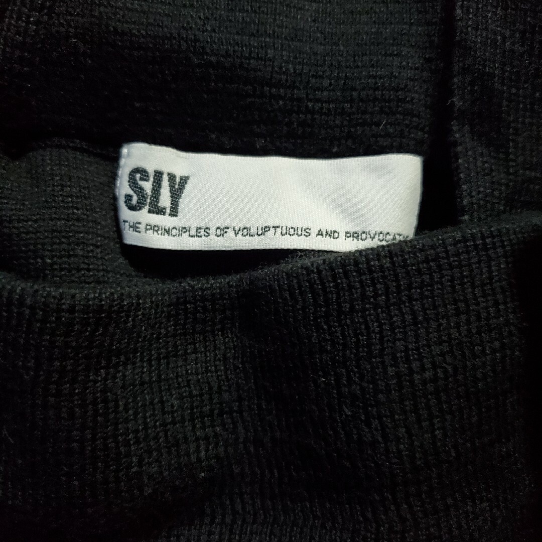 SLY(スライ)のSLY  サスペンダータイトミニスカート レディースのスカート(ミニスカート)の商品写真