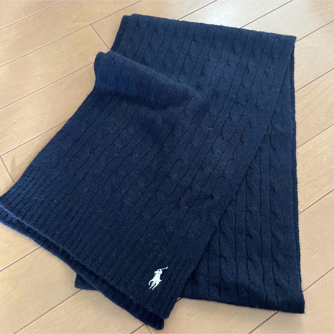 POLO RALPH LAUREN(ポロラルフローレン)の新品　ラルフローレン　カシミヤ混ウールマフラー　ケーブル柄　ネイビー メンズのファッション小物(マフラー)の商品写真