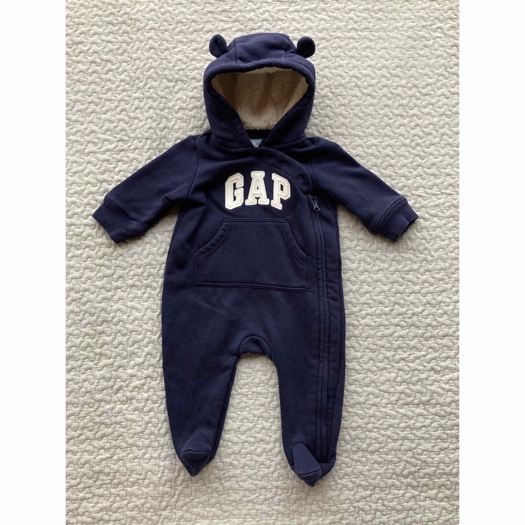 babyGAP(ベビーギャップ)のbaby GAP カバーオール ロンパース 50 0-3m キッズ/ベビー/マタニティのベビー服(~85cm)(カバーオール)の商品写真