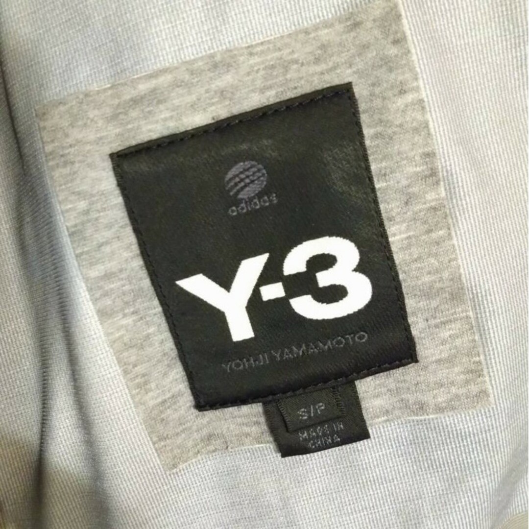 Y-3(ワイスリー)のY-3(ワイスリー)フード付きZIPアップジャケットsizeS グレー メンズのジャケット/アウター(その他)の商品写真