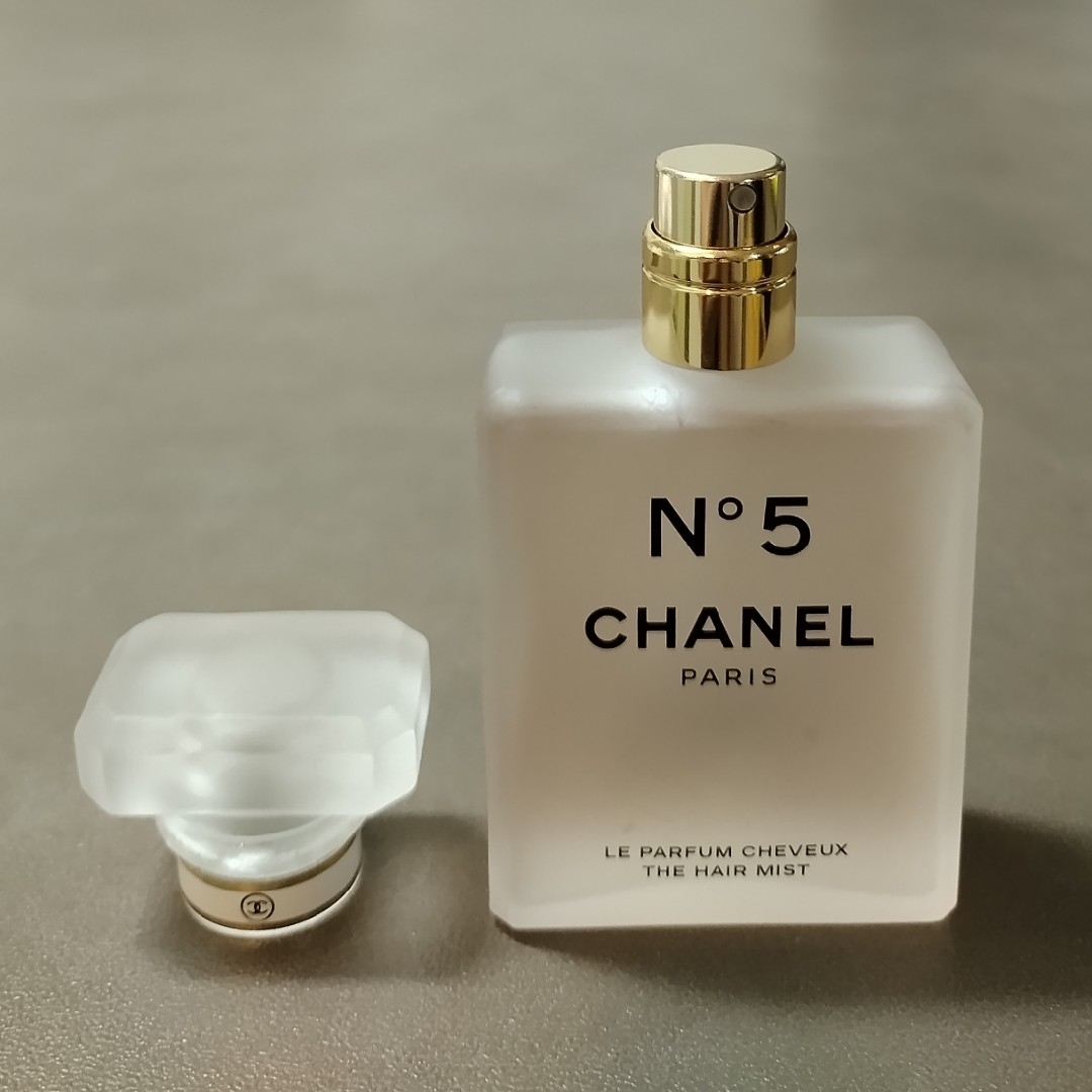 CHANEL(シャネル)のシャネル　no5 No5 ザ　ヘアミスト　35ml コスメ/美容の香水(香水(女性用))の商品写真