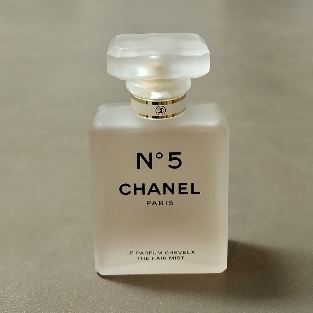 CHANEL(シャネル)のシャネル　no5 No5 ザ　ヘアミスト　35ml コスメ/美容の香水(香水(女性用))の商品写真