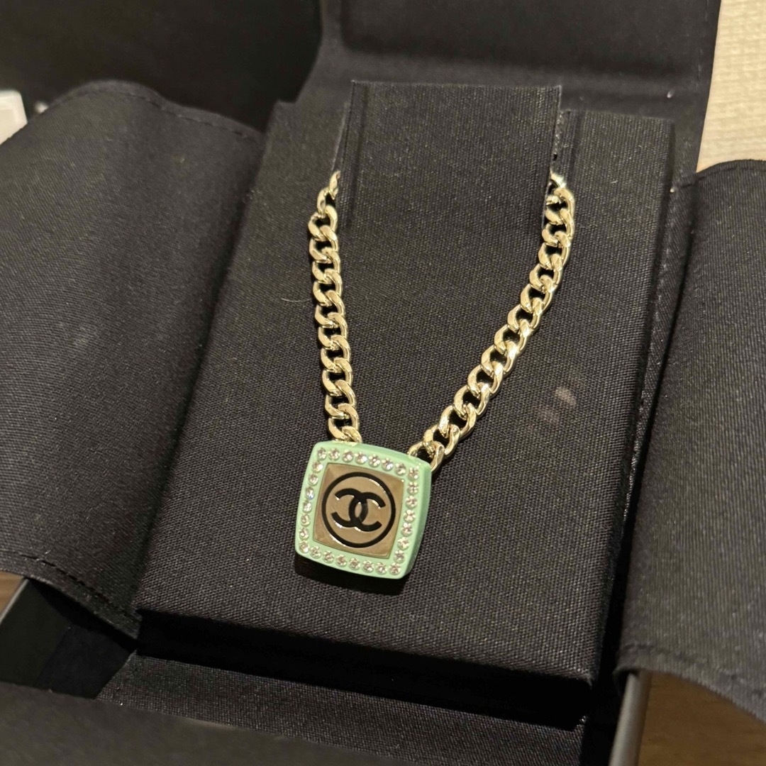 CHANEL(シャネル)のChanel シャネル　22ss チョーカー　チェーン　ネックレス　 レディースのアクセサリー(ネックレス)の商品写真