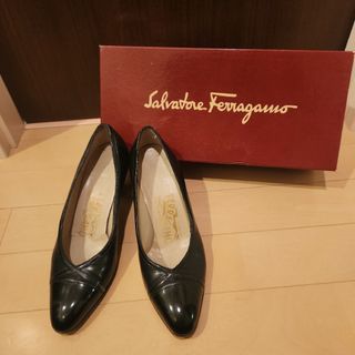 サルヴァトーレフェラガモ(Salvatore Ferragamo)のFerragamo フェラガモ パンプス(ハイヒール/パンプス)