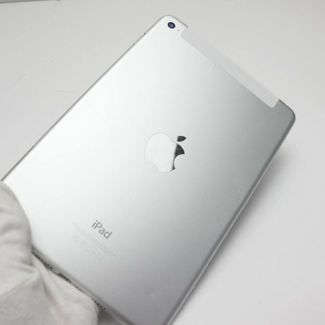 Apple(アップル)のSIMフリー iPad mini 4 128GB シルバー  M888 スマホ/家電/カメラのPC/タブレット(タブレット)の商品写真