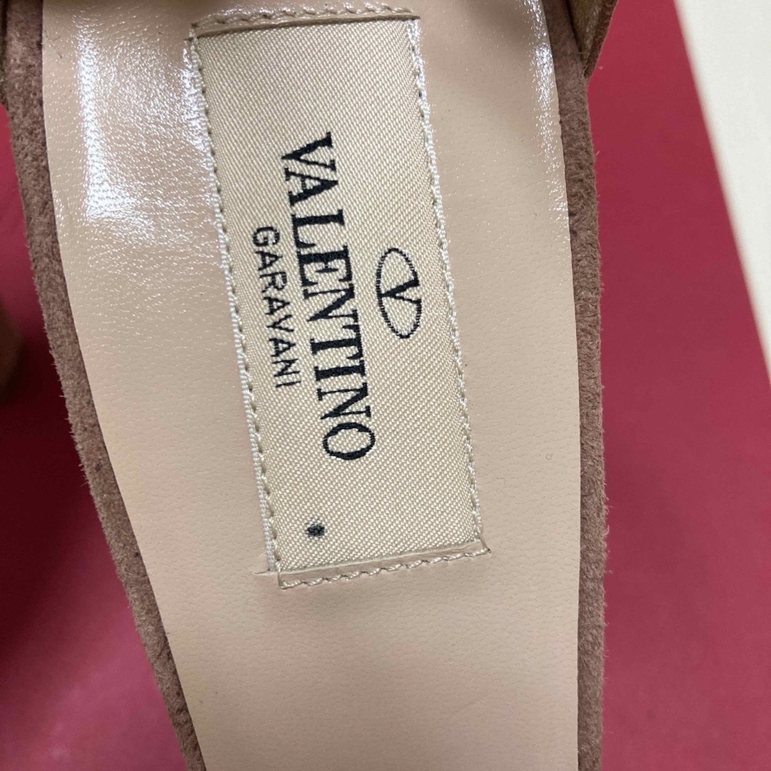 valentino garavani(ヴァレンティノガラヴァーニ)のVALENTINO GARAVANI  パンプス レディースの靴/シューズ(ハイヒール/パンプス)の商品写真