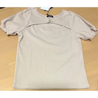 シマムラ(しまむら)の値下げしました！パール付　トップス　未使用タグ付　送料込み(Tシャツ/カットソー(半袖/袖なし))