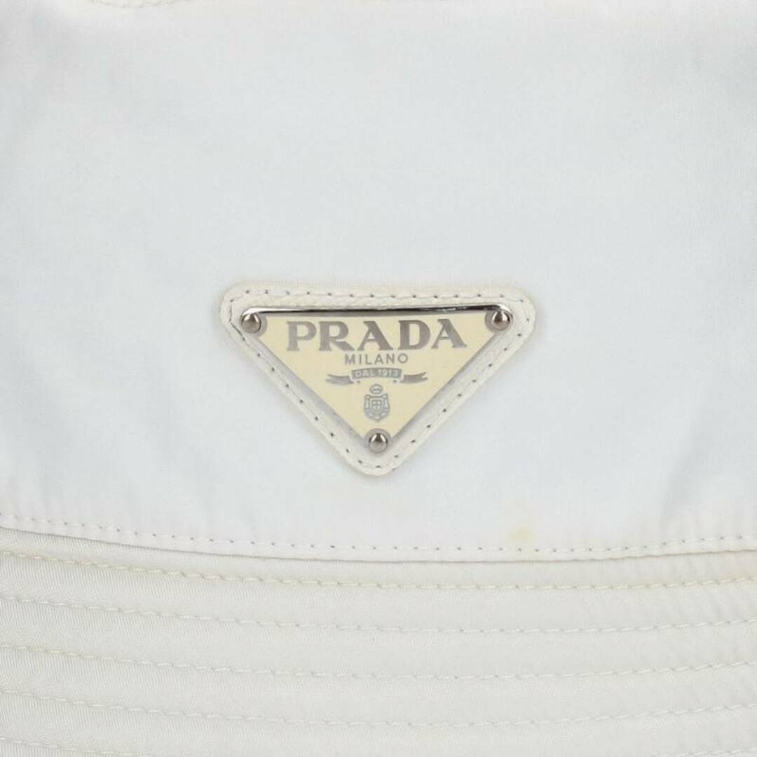 PRADA(プラダ)のプラダ 三角ロゴプレートナイロンバケットハット メンズ L メンズの帽子(ハット)の商品写真