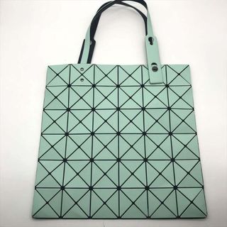 バオバオイッセイミヤケ(BaoBaoIsseyMiyake)のバオバオイッセイミヤケ　新品　トートバッグ  6✖️6 グリーン(トートバッグ)