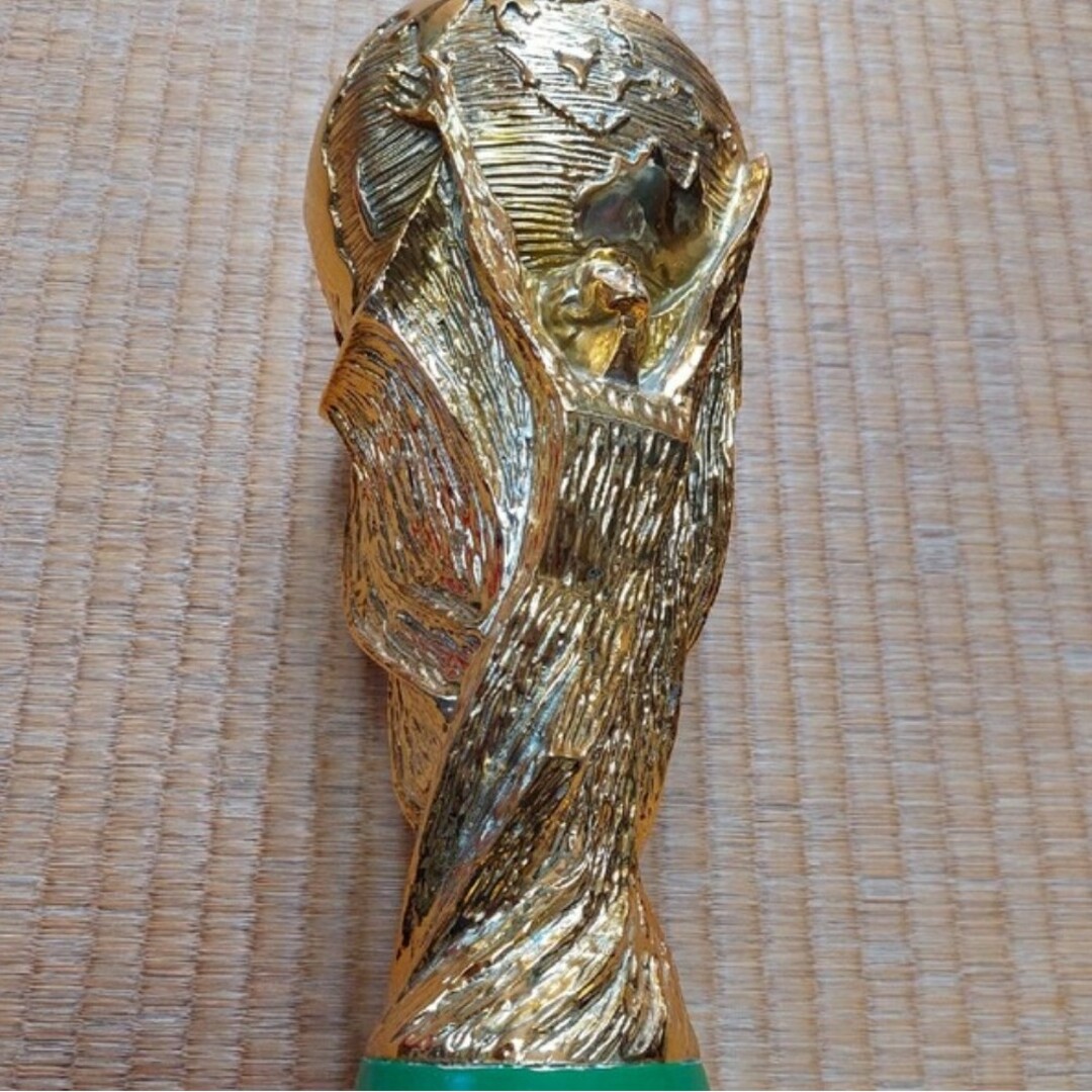 サッカー日本代表ワールドカップトロフィー貯金箱