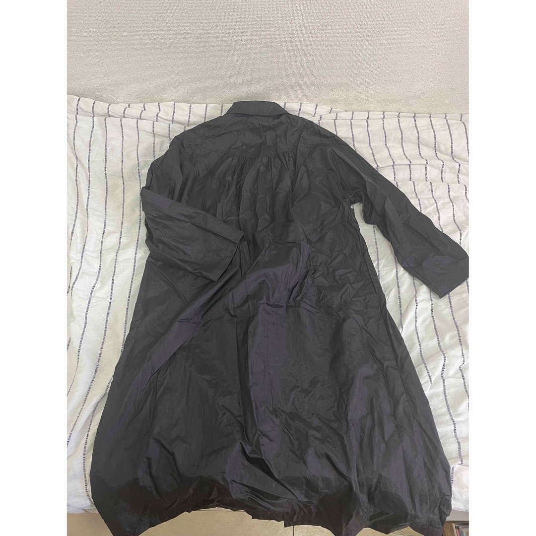 80's ヴィンテージ　レインコート　黒 レディースのジャケット/アウター(スプリングコート)の商品写真