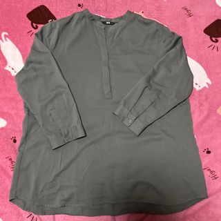 ユニクロ(UNIQLO)のUNIQLO トップス　シャツ　XLサイズ(シャツ/ブラウス(長袖/七分))