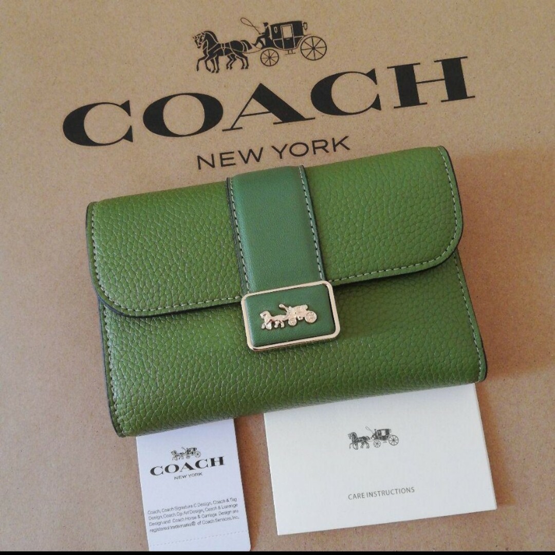 COACH コーチ　ダブルファスナー　ポーチ財布　緑色　グリーン