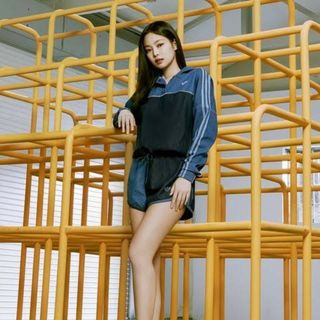 adidas 激レア BLACKPINK ジェニー着用 デニム 上下 レディース-