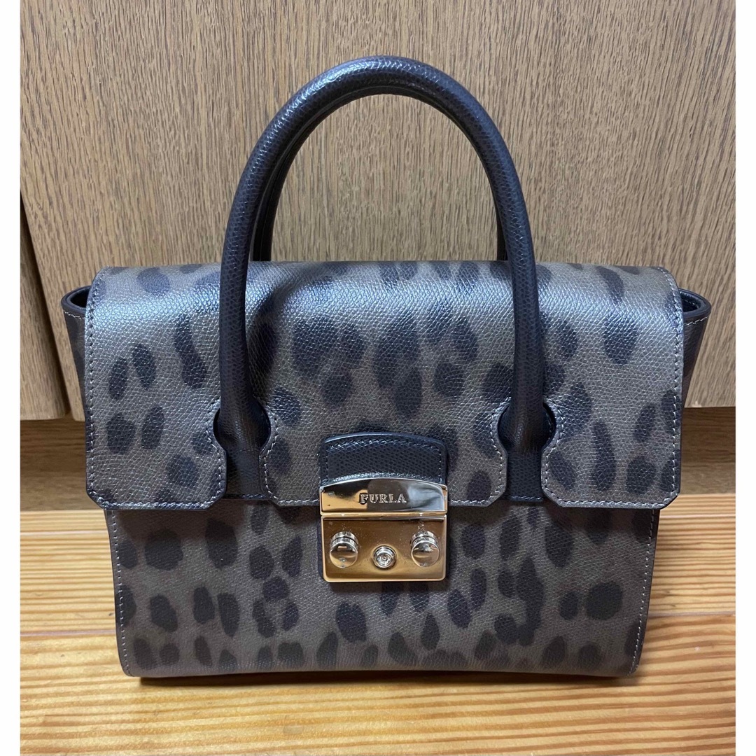 高級品店で FURLA フルラ 2wayバッグ レオパード ハンドバッグ