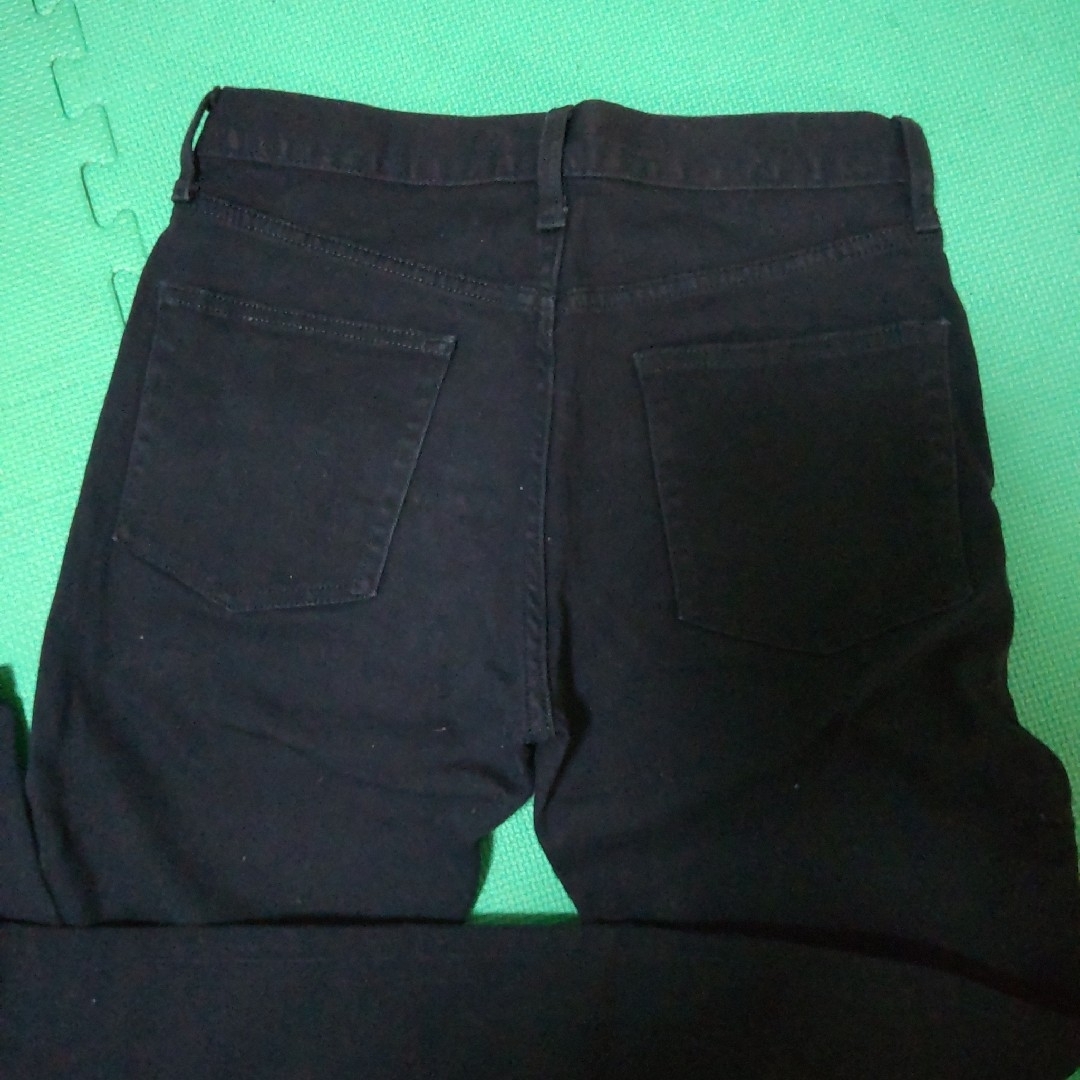 GU(ジーユー)のGU 綿パンツ 28インチ メンズのパンツ(ワークパンツ/カーゴパンツ)の商品写真