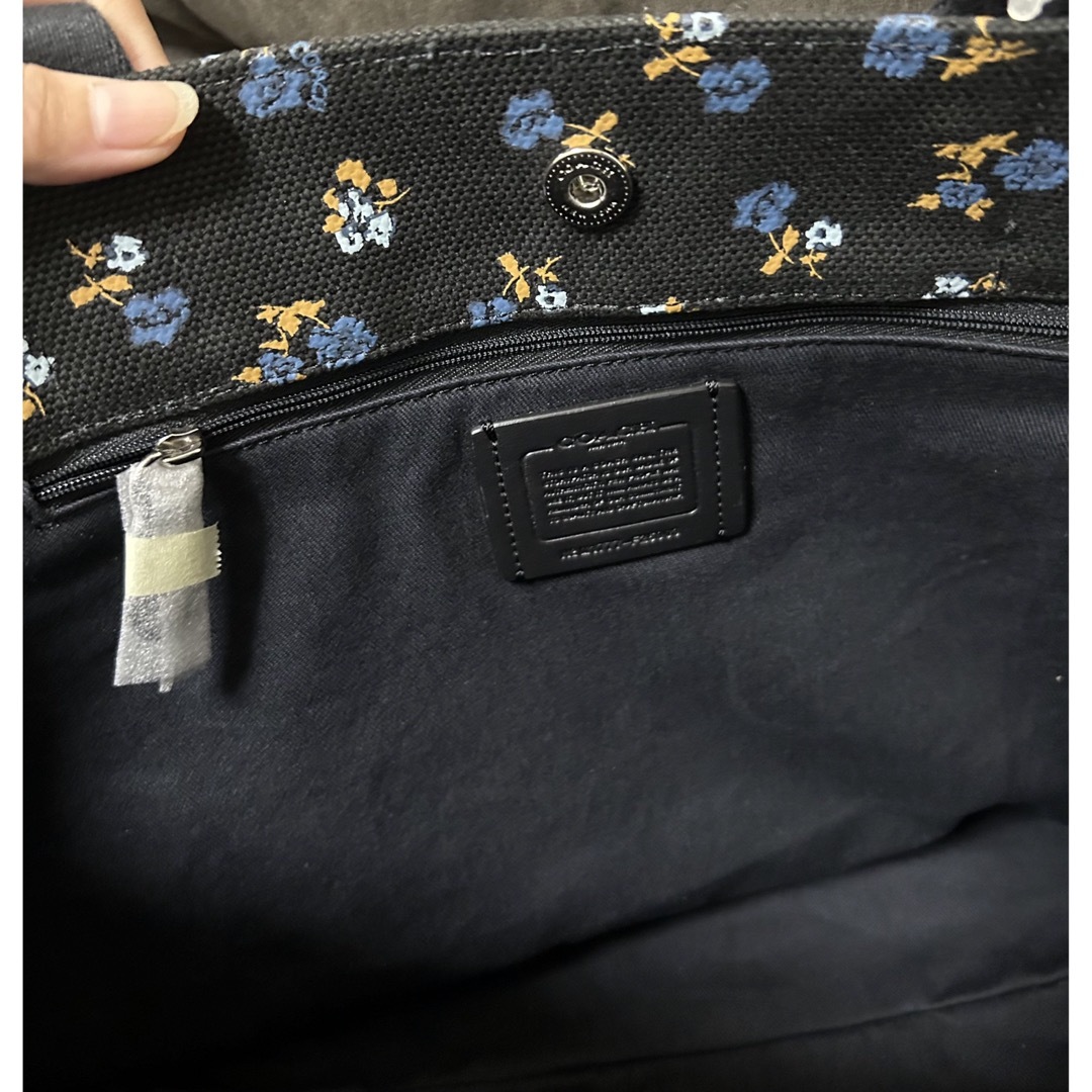 COACH(コーチ)のコーチ　トートバッグ　花柄　 レディースのバッグ(トートバッグ)の商品写真