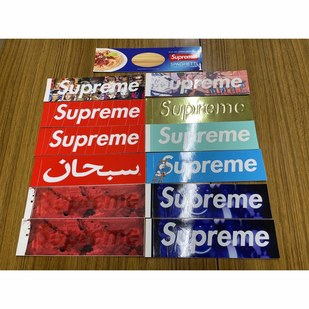 supremeステッカー