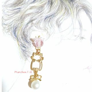 【土日限定100円引き】Bearジルコニア鈴蘭/パールピアス/イヤリング２点セッ(ピアス)