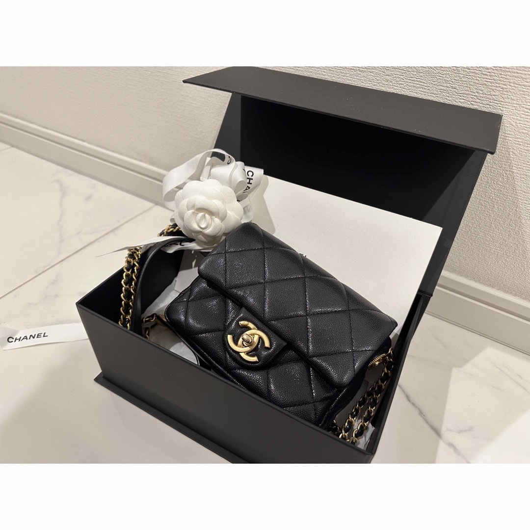 CHANEL(シャネル)のCHANEL スモールフラップバッグ レディースのバッグ(ショルダーバッグ)の商品写真