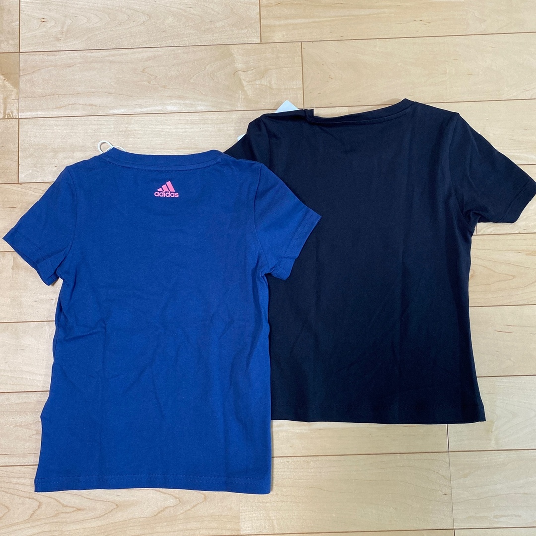 adidas(アディダス)の新品　アディダス　プーマ　半袖　Ｔシャツ　130  2枚セット キッズ/ベビー/マタニティのキッズ服女の子用(90cm~)(Tシャツ/カットソー)の商品写真