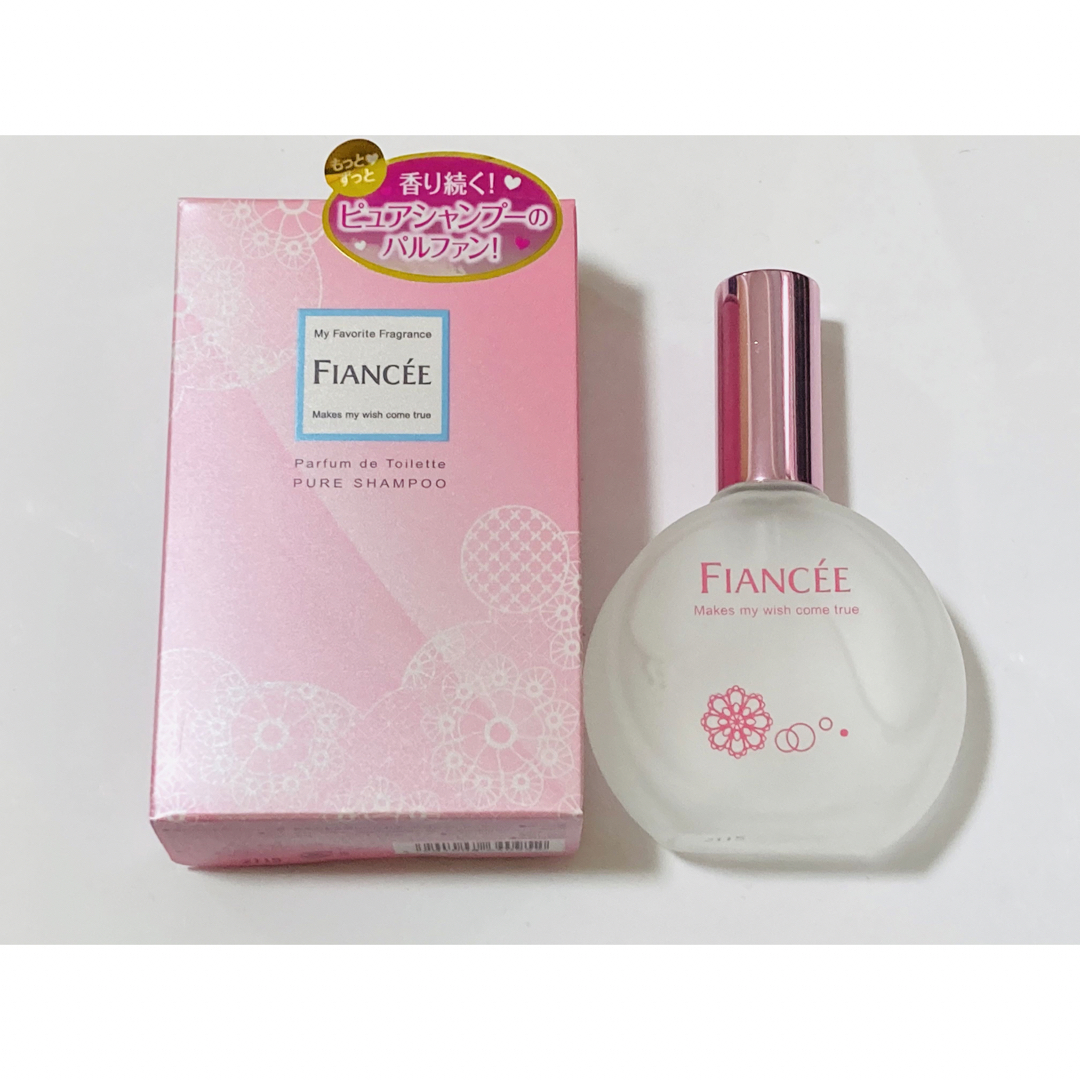 FIANCEE(フィアンセ)のフィアンセ パルファンドトワレ ピュアシャンプー 50ml コスメ/美容の香水(香水(女性用))の商品写真