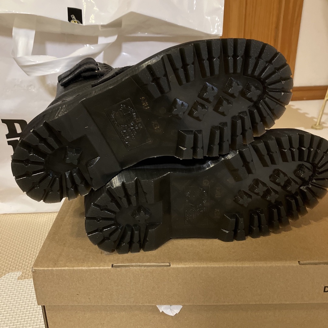 Dr.Martens - ドクターマーチン AXXEL 8 タイ ブーツ 厚底の通販 by