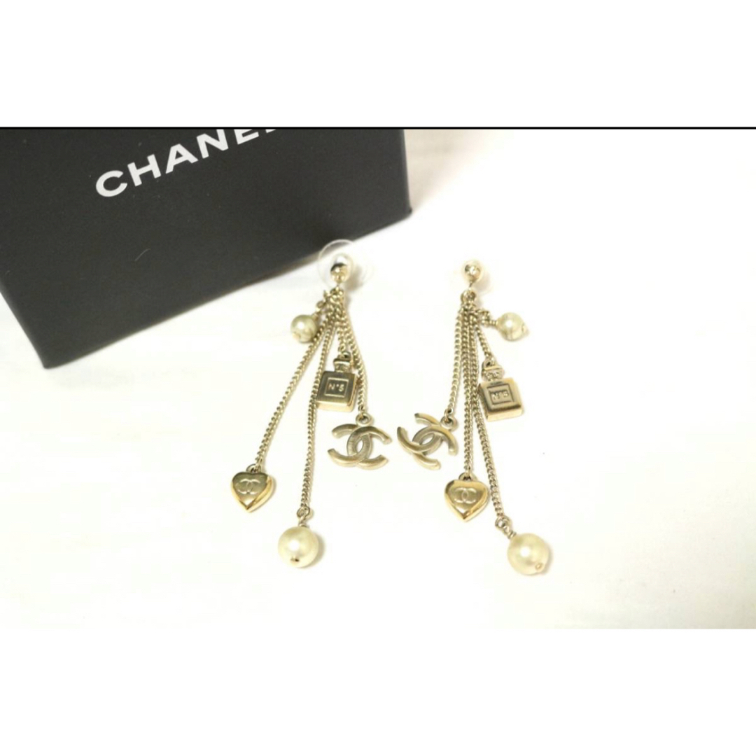 CHANEL シャネル アイコン チェーンピアス　香水瓶　パール　ハート