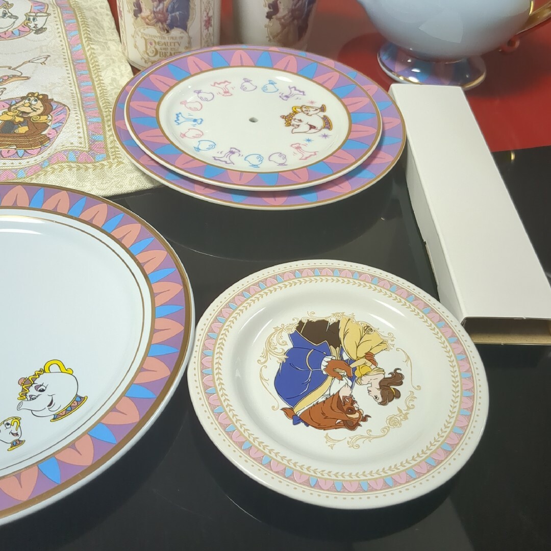 美女と野獣　晩餐会　食器　皿　カップ　コップ　アフタヌーンティー 4