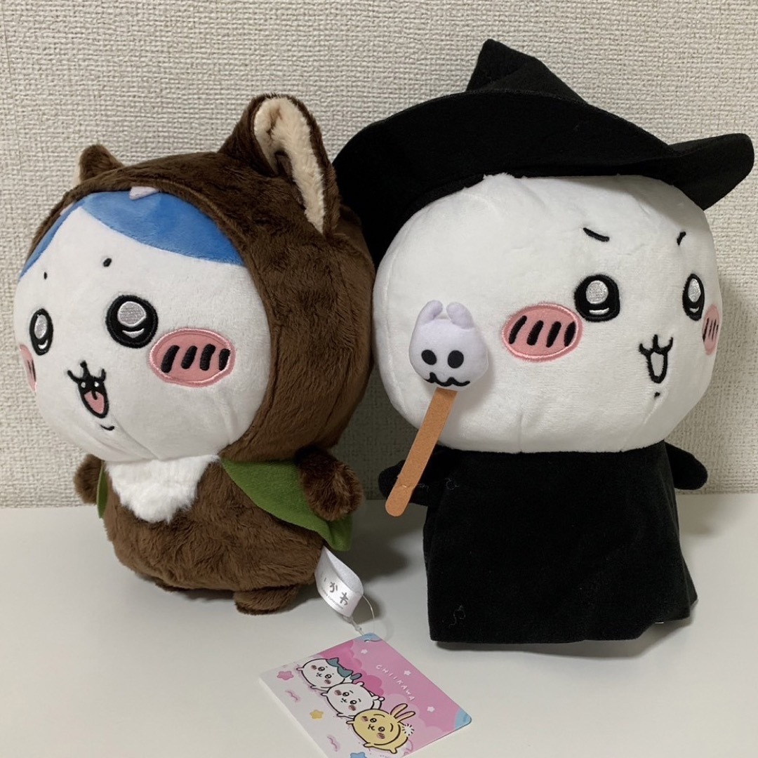 ちいかわ(チイカワ)のちいかわ BOO！BIGぬいぐるみ ハチワレ　ちいかわ エンタメ/ホビーのおもちゃ/ぬいぐるみ(ぬいぐるみ)の商品写真