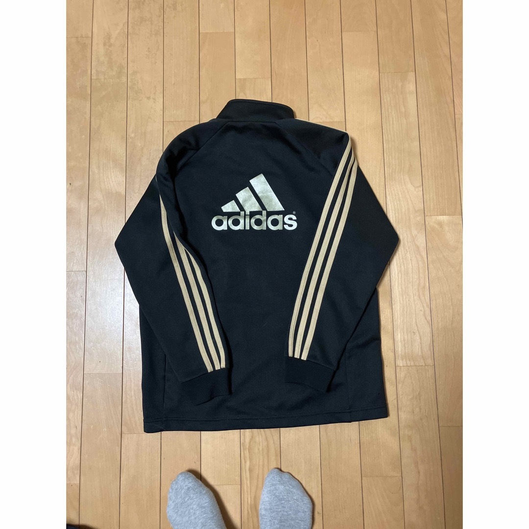 adidas(アディダス)のアディダス　ジャージ　150cm キッズ/ベビー/マタニティのキッズ服男の子用(90cm~)(ジャケット/上着)の商品写真