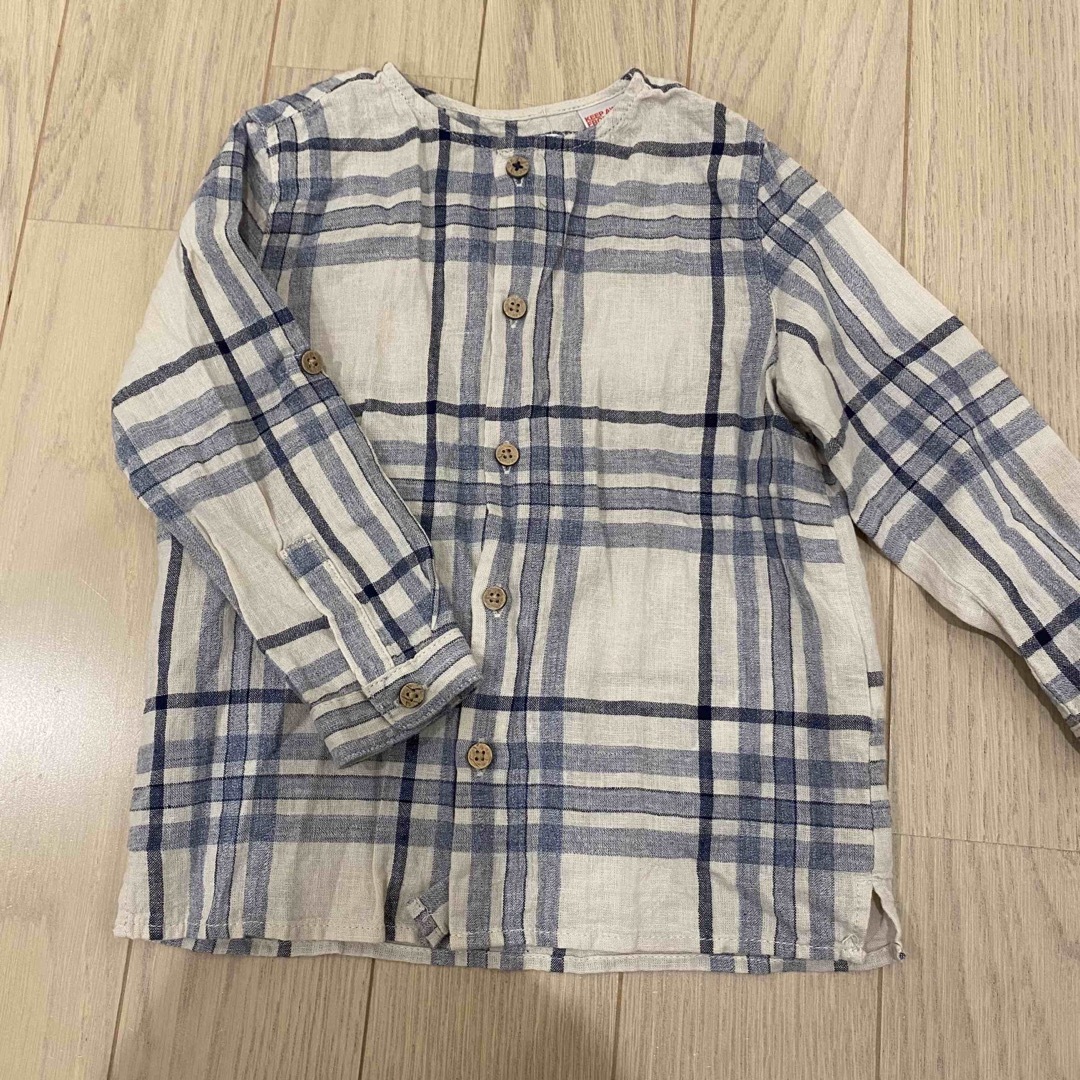 ZARA KIDS(ザラキッズ)のZARA キッズ　98㎝　男の子　シャツ キッズ/ベビー/マタニティのキッズ服男の子用(90cm~)(Tシャツ/カットソー)の商品写真