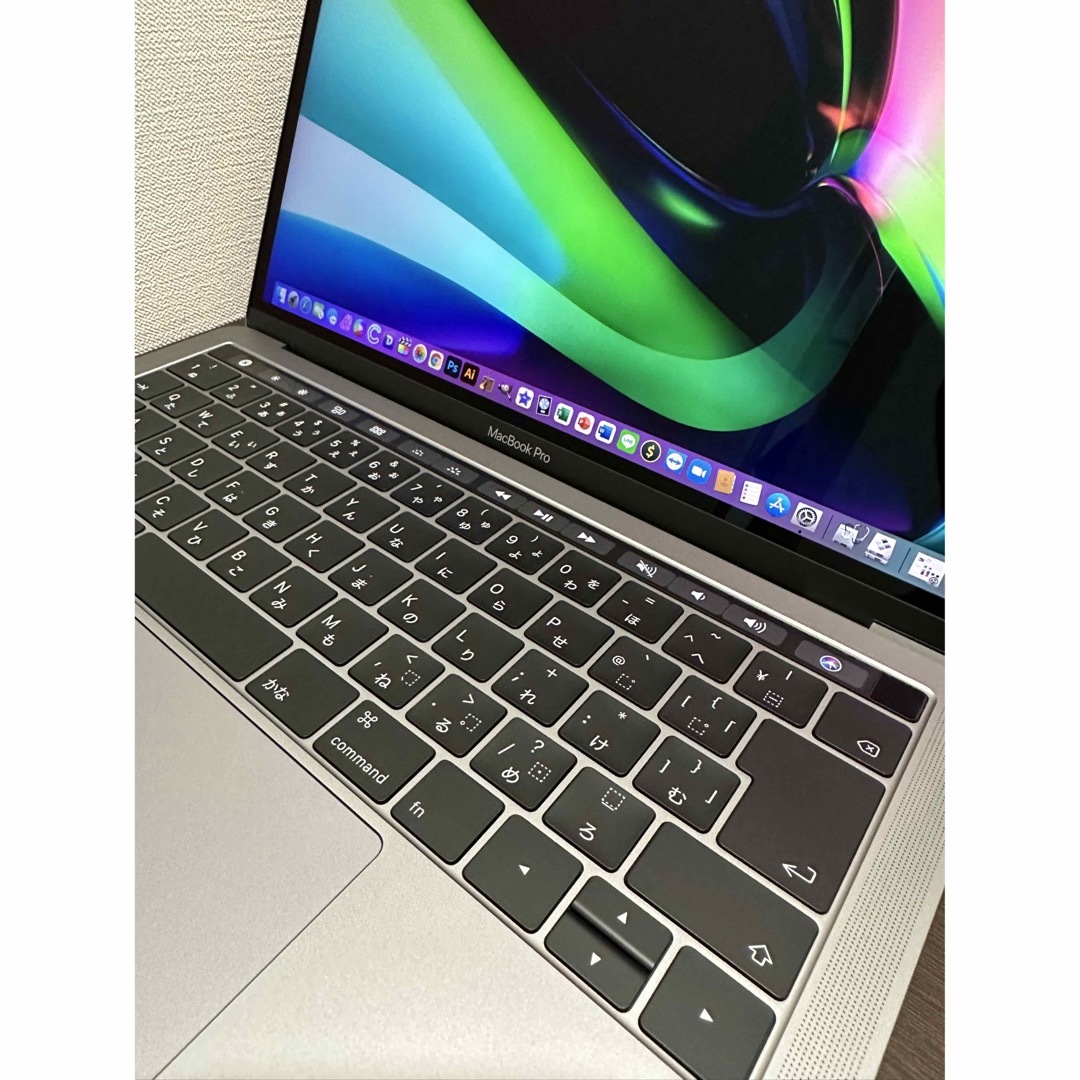 美品 Apple Macbook Pro13インチ 指紋認証,タッチパネル