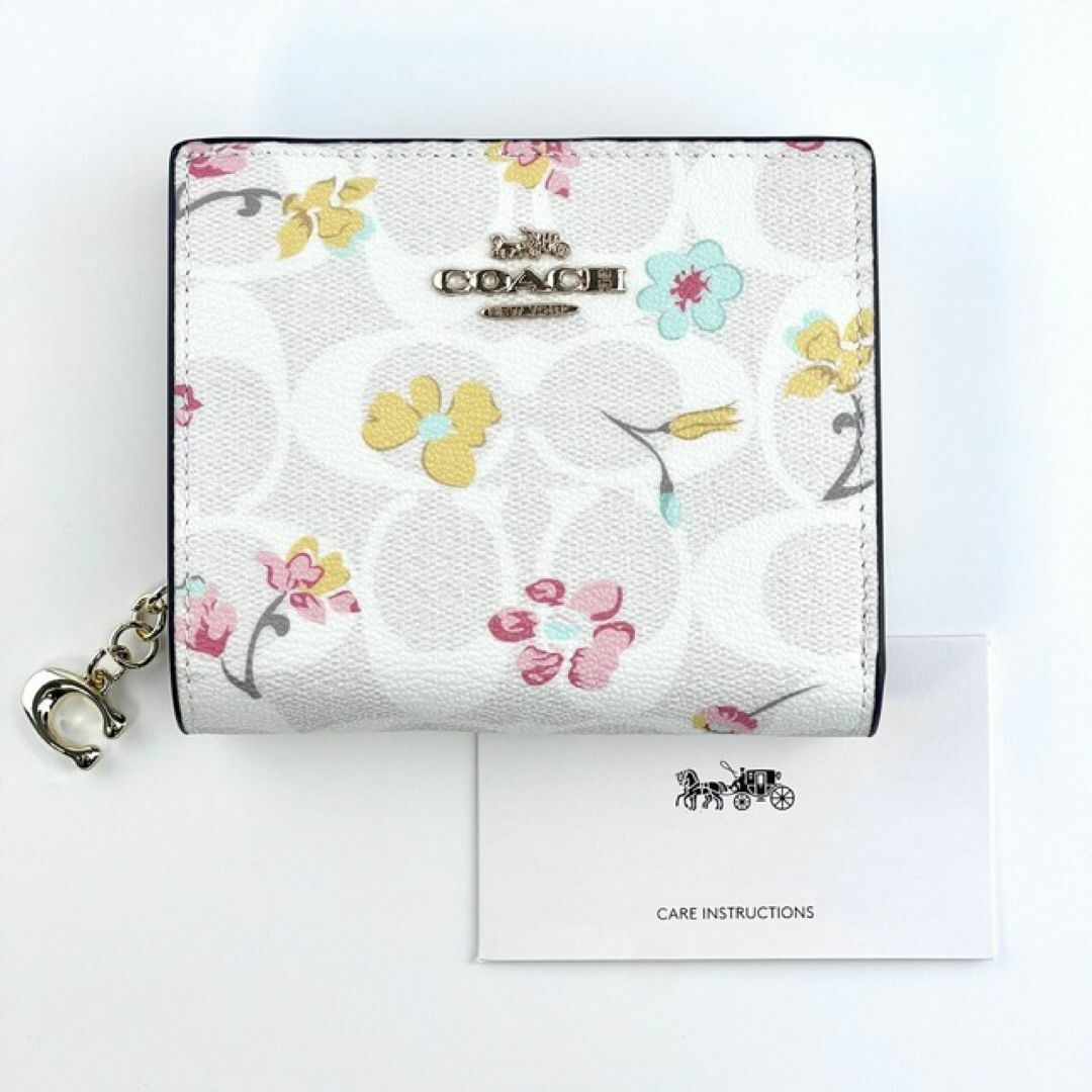 COACH ⭐️新品 レディース 二つ折り財布　コンパクト チョーク