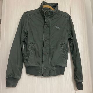 アバクロンビーアンドフィッチ(Abercrombie&Fitch)のアバクロンビー&フィッチ　アウター　ミニタリー(ミリタリージャケット)