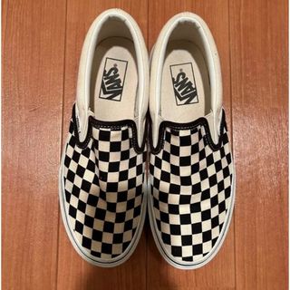 ヴァンズ(VANS)のVANS SLIP ON スリッポン V98CLA BLACK/WHT/CHK(スニーカー)