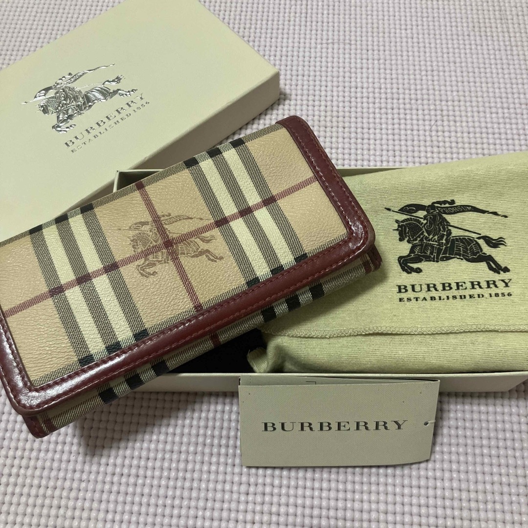 BURBERRY バーバリー 長財布 財布 赤 ノバチェック チェック-