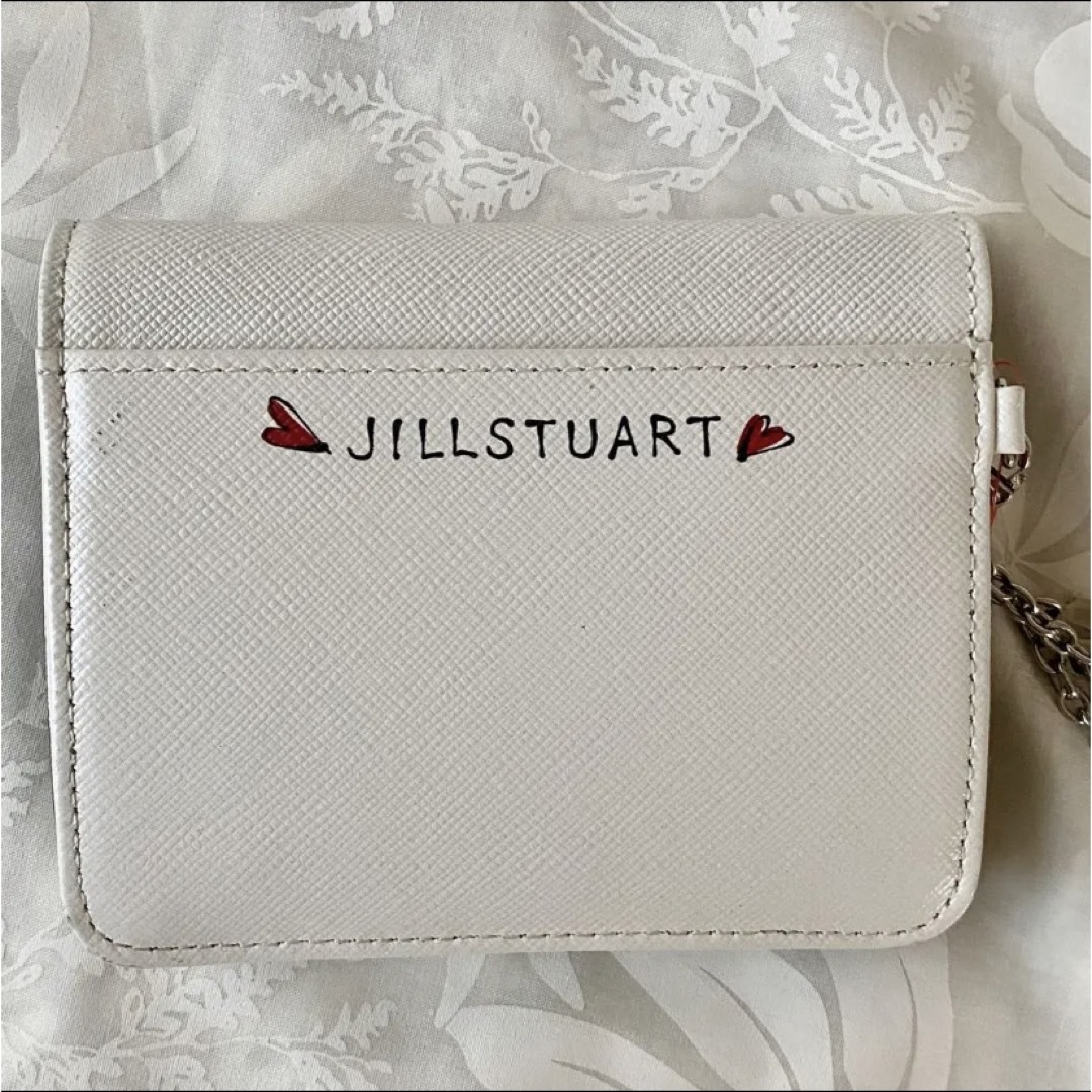 JILLSTUART(ジルスチュアート)の【新品 希少】JILLSTUART 二つ折り財布 ダイチミウラ  白　小銭入れ レディースのファッション小物(財布)の商品写真