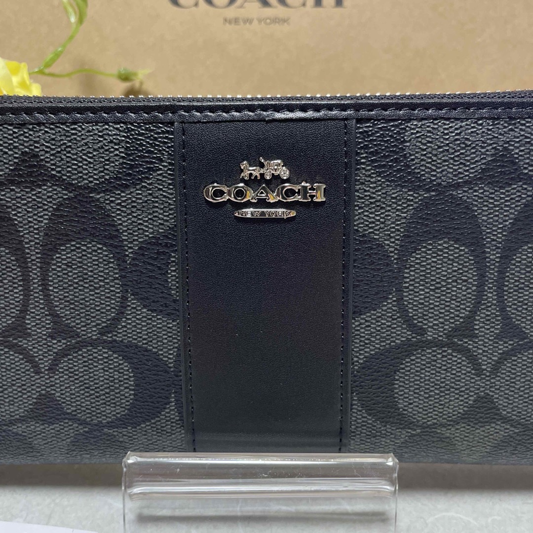 COACH(コーチ)のCOACH  コーチ　長財布　金運UPのブラック　新品・未使用 レディースのファッション小物(財布)の商品写真