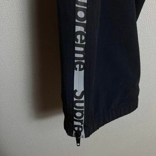 Supreme - 【美品】シュプリーム ロゴ Reflective Zip Track Pantの