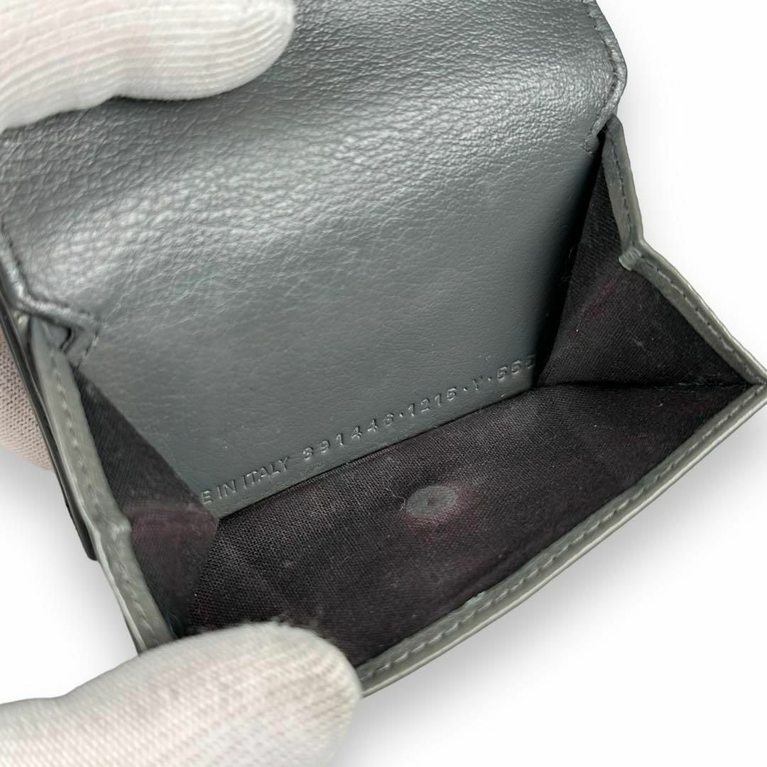 Balenciaga(バレンシアガ)のバレンシアガ ペーパーミニウォレット 三つ折り財布 付属品完備 レザー グレー レディースのファッション小物(財布)の商品写真