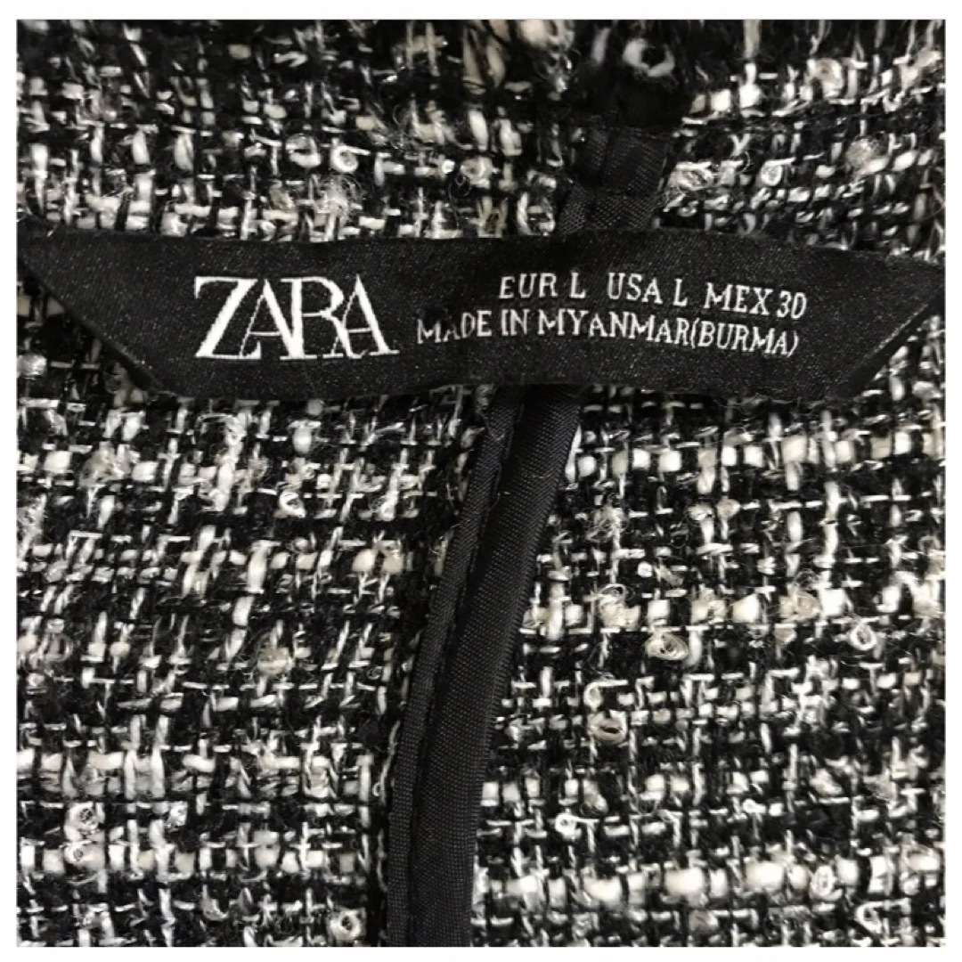 ZARA(ザラ)のZARA ツイード　ノーカラージャケット　ザラ レディースのジャケット/アウター(ノーカラージャケット)の商品写真