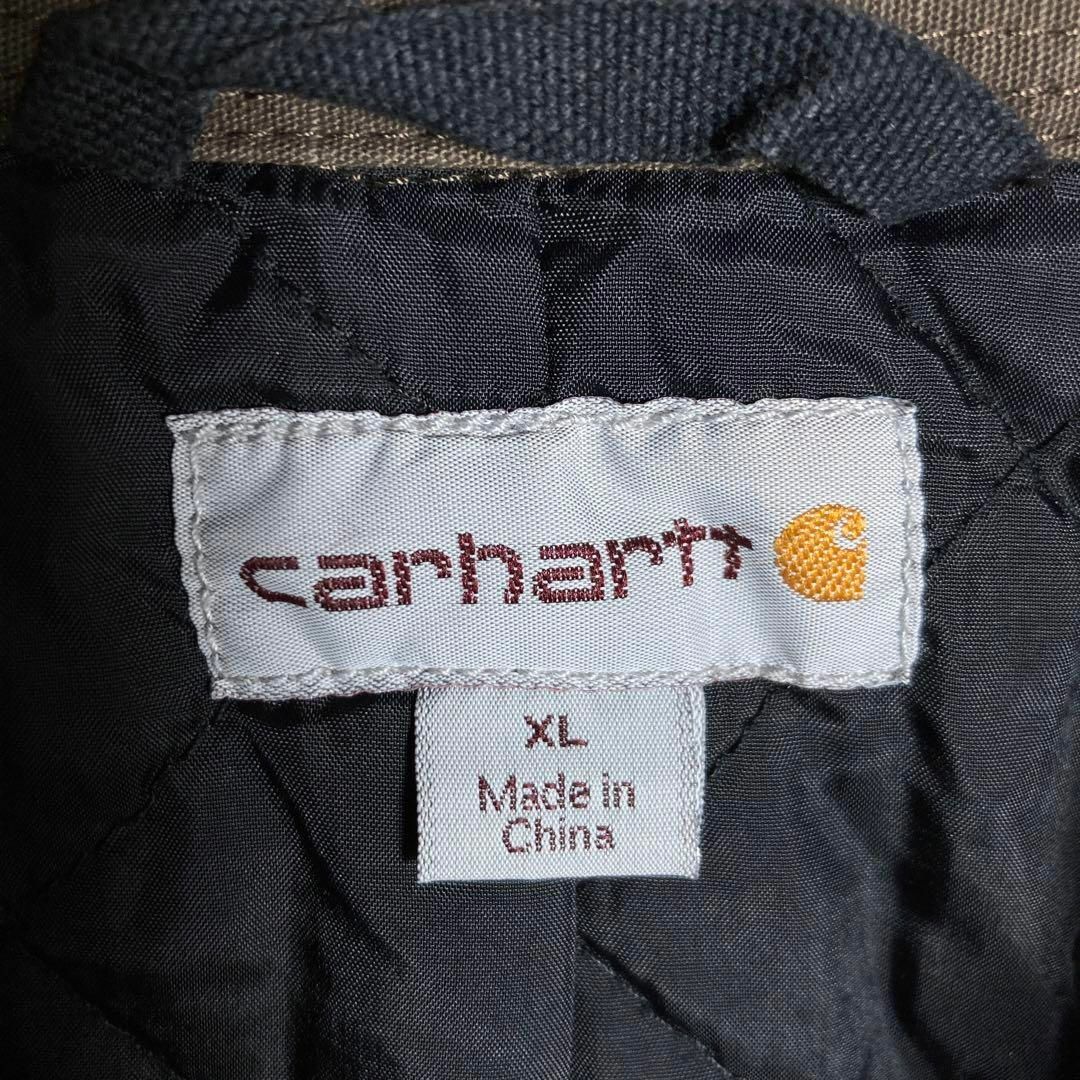 carhartt(カーハート)の【希少XLサイズ】カーハート　肉厚キルティングジャケット　カーキブラウン メンズのジャケット/アウター(ブルゾン)の商品写真