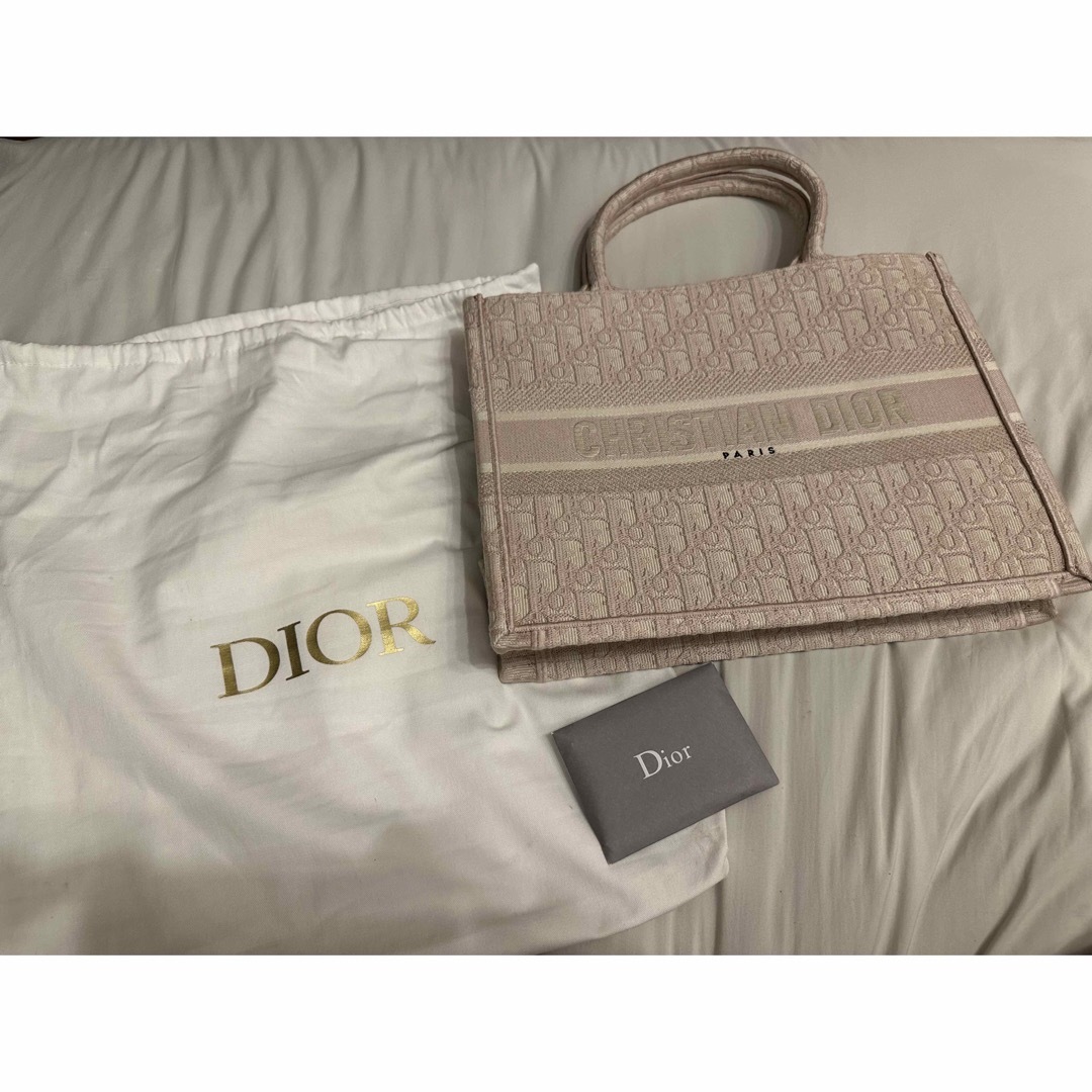 Dior - DIOR BOOK TOTE バッグ ミディアムの通販 by な's shop