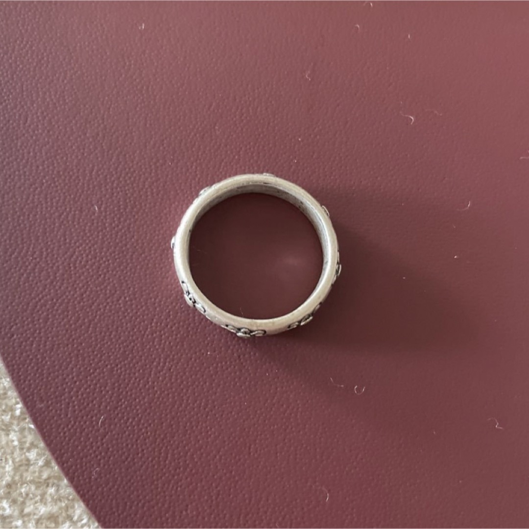 SMELLY(スメリー)のアーバンリサーチ　指輪　リング　スメリー　アクセサリー　シルバー　お花モチーフ　 レディースのアクセサリー(リング(指輪))の商品写真