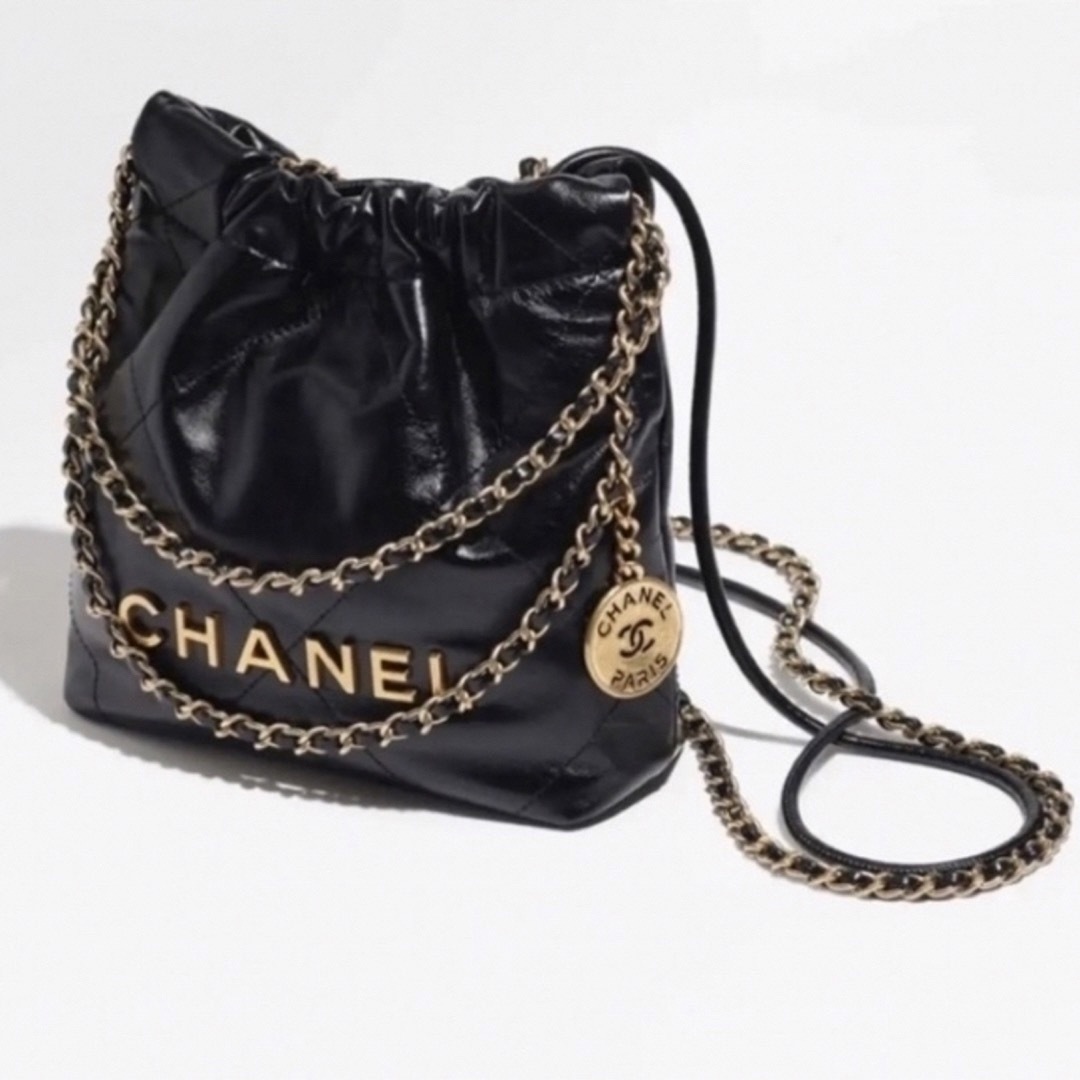 CHANEL 22 ミニ　新品未使用CHANELバッグ