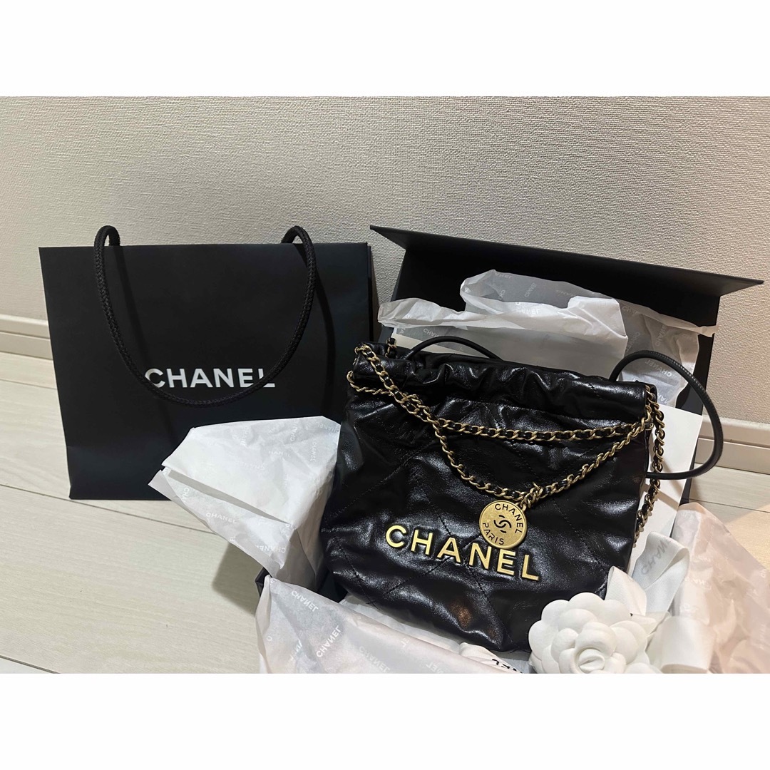 CHANEL 22 ミニ　新品未使用