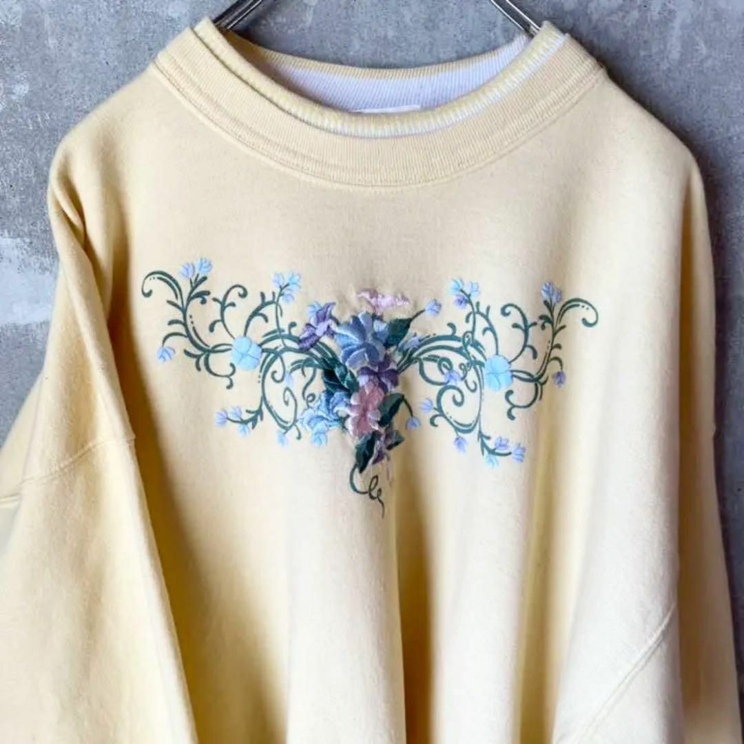 アメリカ仕入れ❗️アメリカ古着 スウェット花柄フラワー 刺繍 アメリカ仕入れ❗️アメリカ古着 スウェット花柄フラワー 刺繍