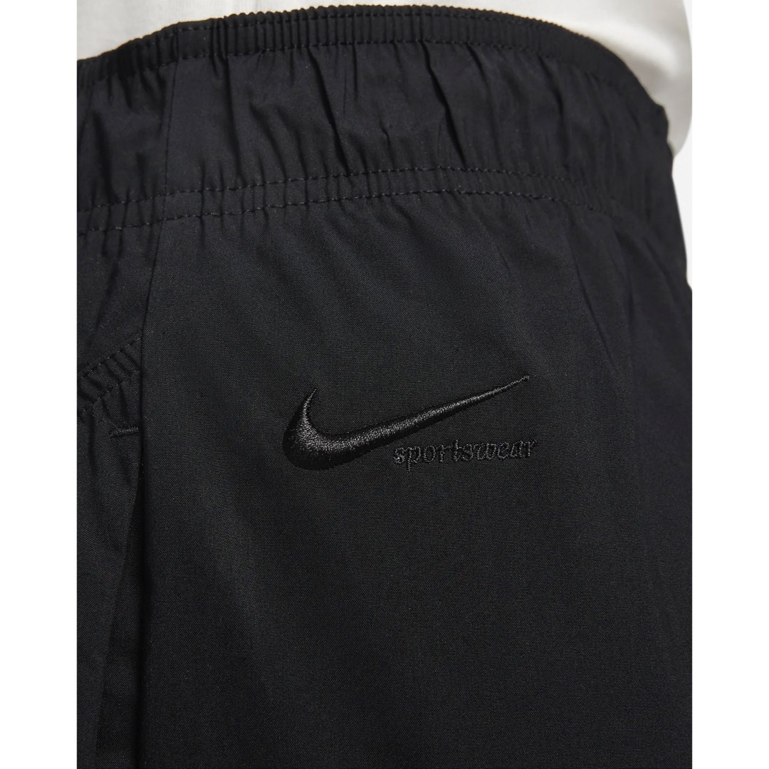 新品★定価10780円★NIKE★ウーブンパンツ★ロングパンツ★Mサイズ