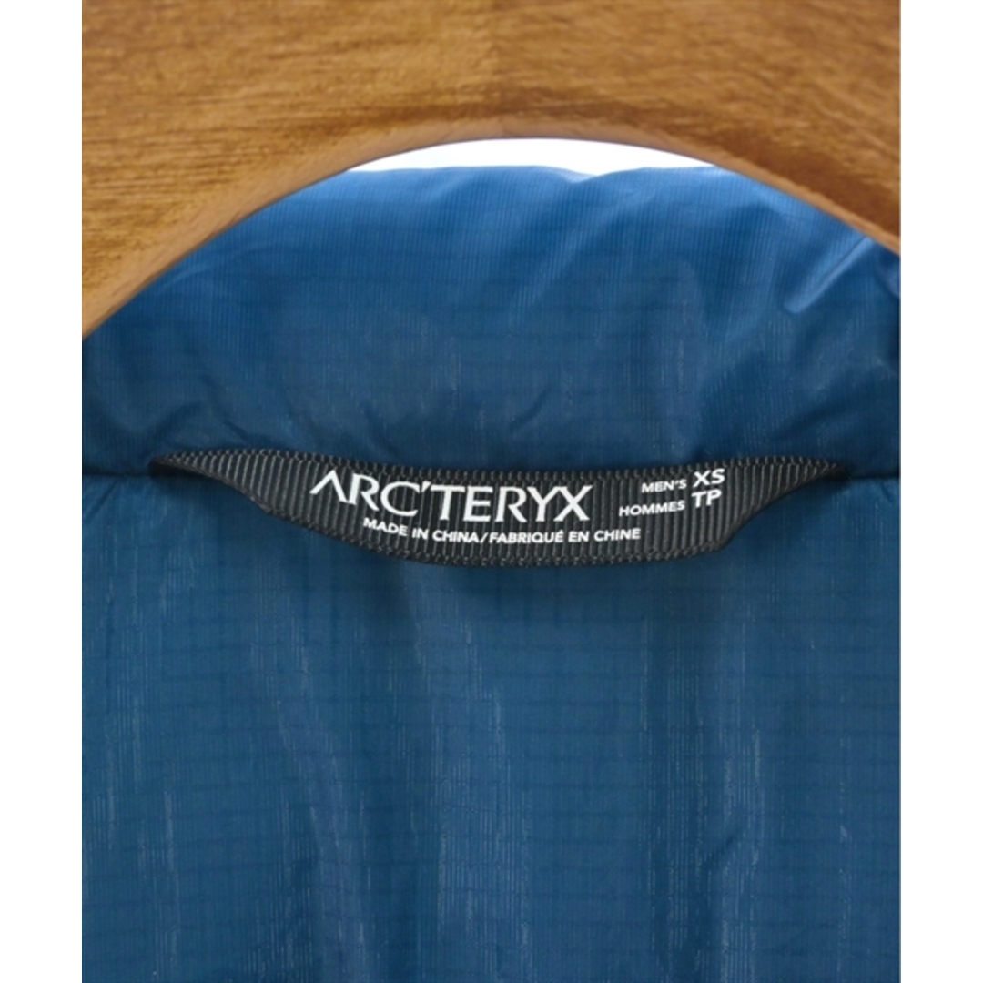 ARC'TERYX(アークテリクス)のARC'TERYX アークテリクス ブルゾン（その他） XS 青 【古着】【中古】 メンズのジャケット/アウター(その他)の商品写真